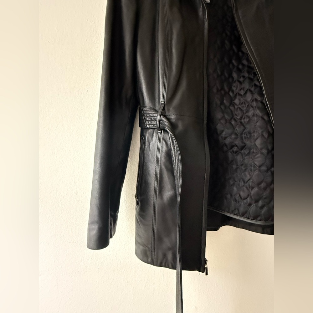 Wilson’s Black Leather Belted Jacket - Size M - Picture 3 of 16